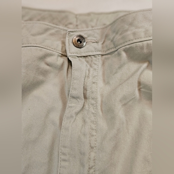 Wrangler Original Mens Beige Cargo Shorts With Side Pockets Size 42 - Picture 5 of 12